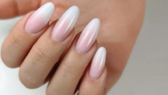 Perfeita para unhas longas e curtas: as unhas baby boomer está em alta 1 Perfeita para unhas longas e curtas: as unhas baby boomer está em alta