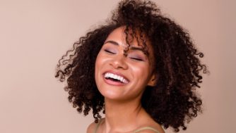 Cabelo afro: dicas para um cuidado perfeito