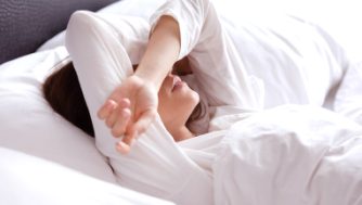 As possíveis causas da tua insónia e como resolvê-la
