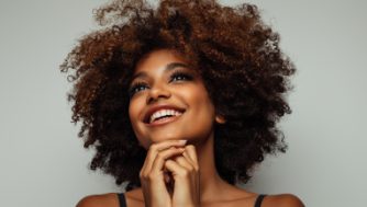 Método Curly: inspira-te com os melhores cortes para realçar os teus caracóis