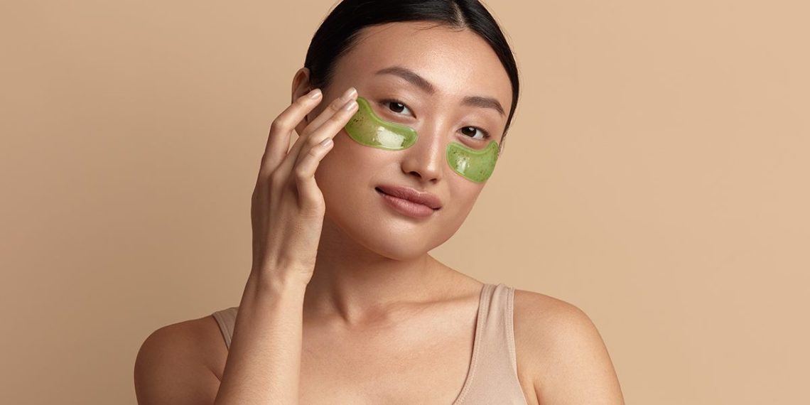 Qual é o melhor cuidado para os teus olhos? Estes contornos com centella asiática são a resposta 22 C OJOS CENTELLA 1200x675 1