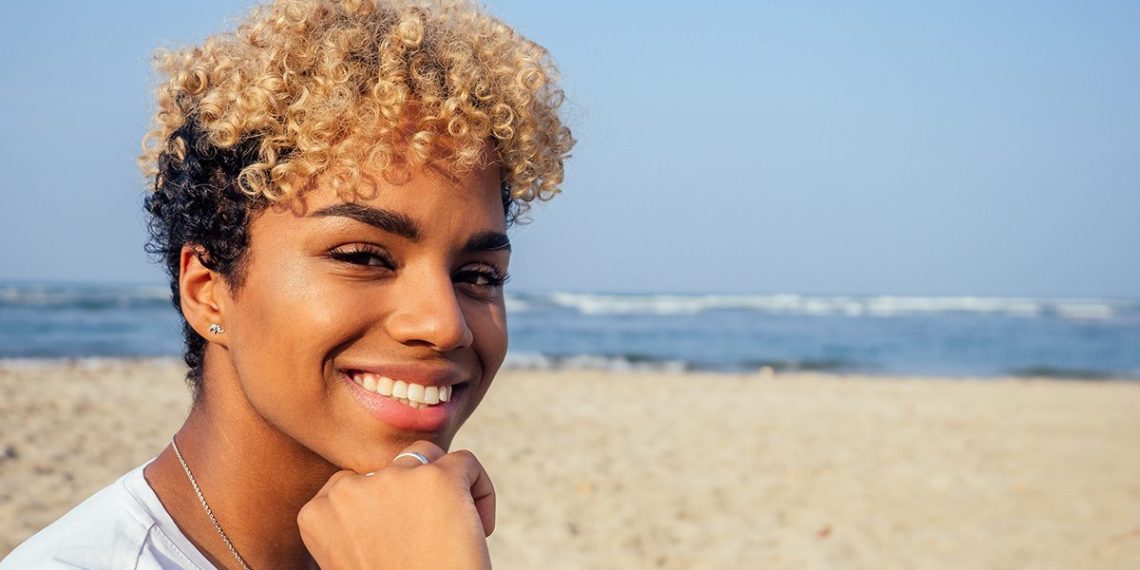 PELO RIZADO PLAYA 1200x675 1