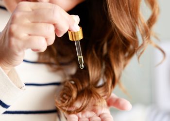 Te contamos los beneficios del aceite para el pelo