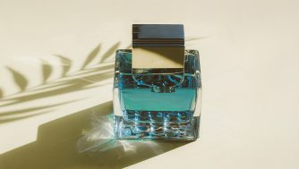 Los 4 mejores perfumes de los 80 que triunfan hoy