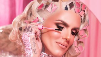 Jeffree Star Cosmetics celebra el amor y la pasión por el color (y por el maquillaje de alto impacto)