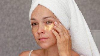 Los 12 mejores contornos de ojos antiarrugas para todo tipo de piel