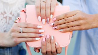 Estas uñas decoradas sencillas y elegantes harán que quieras hacerte la manicura hoy mismo