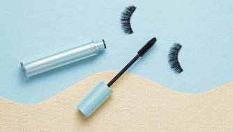 Cómo quitar el rímel waterproof de las pestañas: consejos de expertos