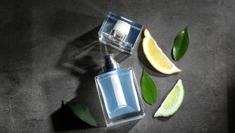 Los 11 mejores perfumes afrutados para hombres de 2025