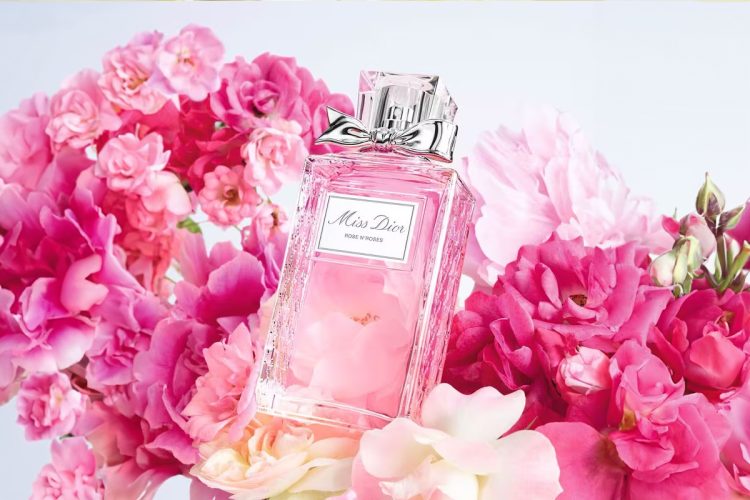 Toma nota de mejores perfumes con olor a rosas