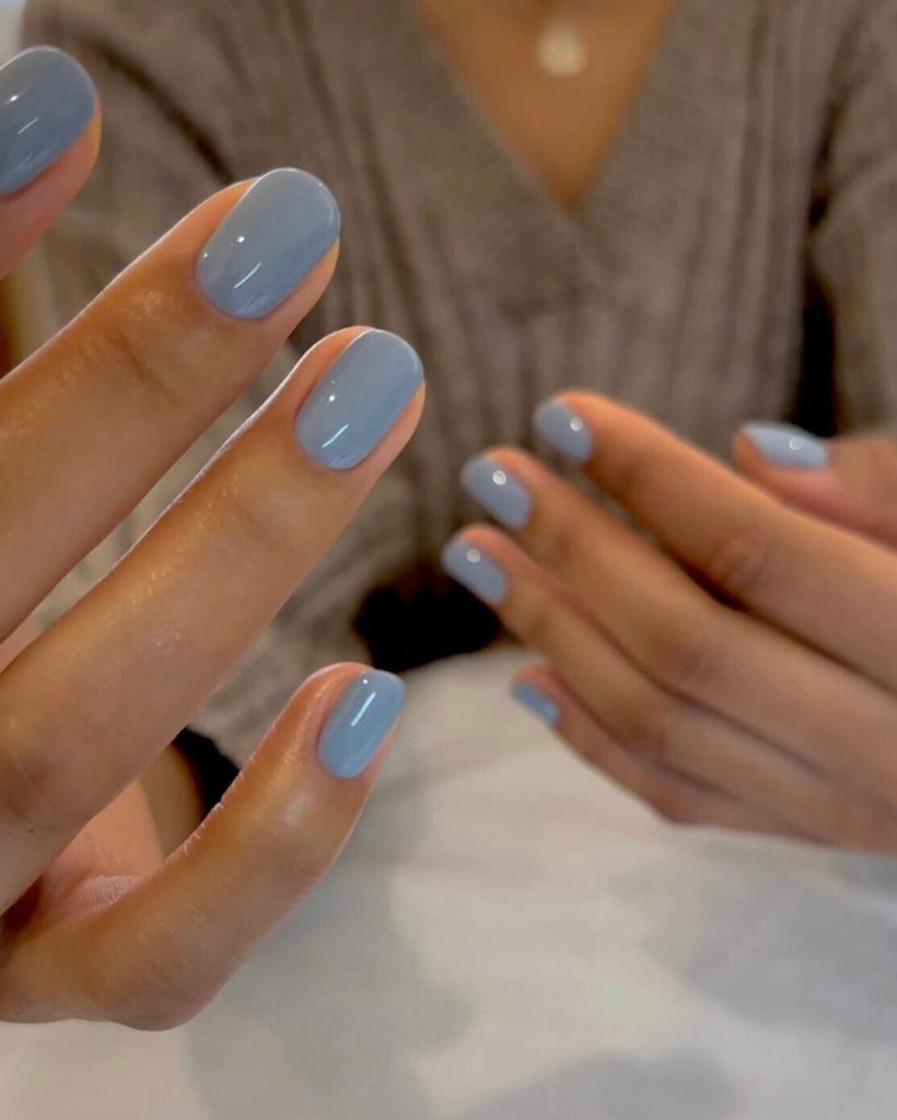 Estas son las mejores ideas de uñas en gris