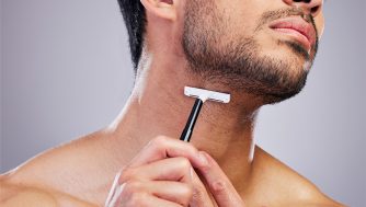 Consejos para una mejor depilación con cuchilla en hombres