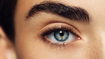 Si tienes las cejas poco pobladas, deberías probar el microshading según los expertos