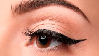 Consejos para aplicar un eyeliner líquido según W7