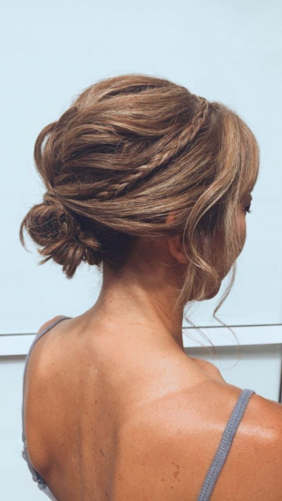 Los mejores perinados para media melena de boda