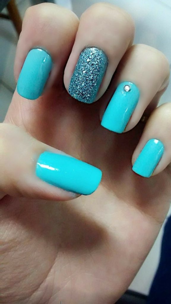 Las mejores ideas de uñas turquesa