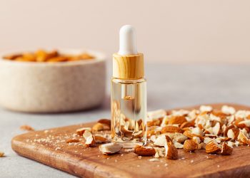 Los beneficios que hablan del aceite de almendras para la cara