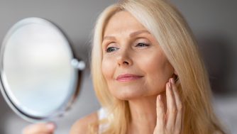 Tengo la menopausia: qué le pasa a mi piel con la edad y las mejores cremas