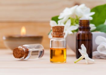 Te contamos los beneficios del aceite de jazmín