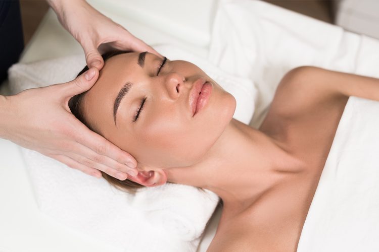 Si todavía no sabes qué es el masaje kobido, atenta a la técnica de relajación más recomendada