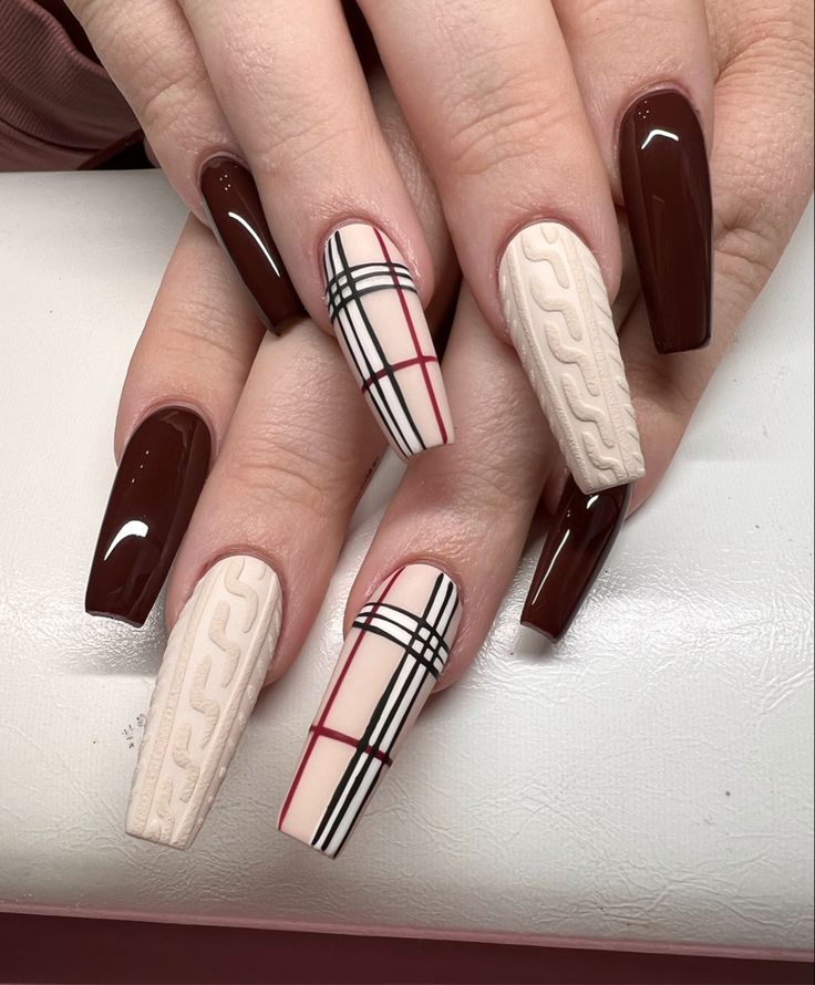 Te contamos el paso a paso para una manicura perfecta con efecto jersey