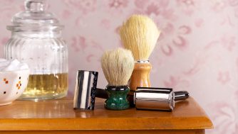 Regala uno de estos kits de afeitado por el Día del Padre