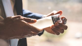 Los tres mejores perfumes para regalar en el Día del Padre