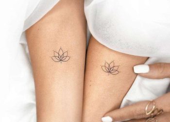 Te contamos la historia de los tatuajes con flor de loto y por qué triunfan tanto debido a sus símbolos.
