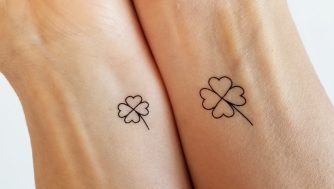 Mucho más que suerte: los significados de los tréboles en los tatuajes
