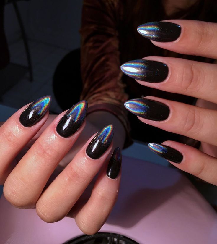 Tenemos nueva manicrua viral: la manicura aura
