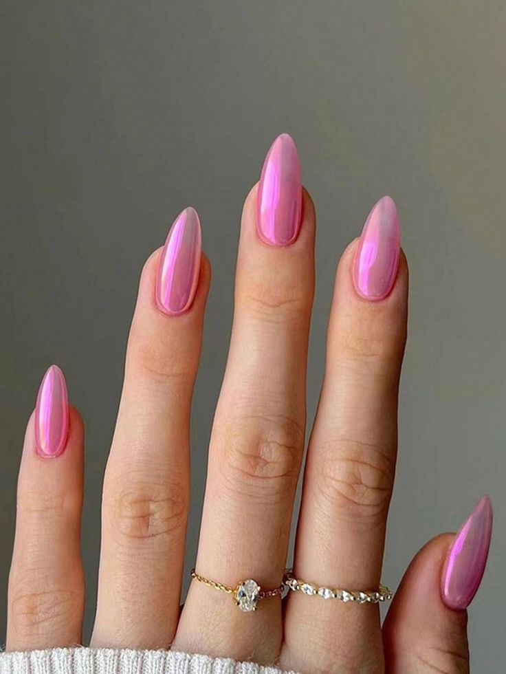 Tenemos nueva manicrua viral: la manicura aura