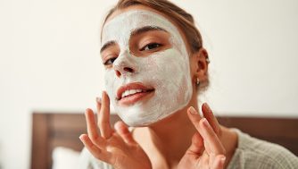 Arcilla blanca para la piel: qué es y para qué sirve