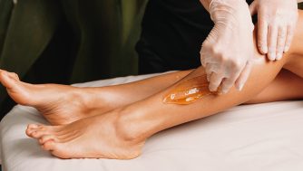 Todo lo que debes sobre cómo depilarse con cera