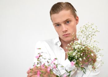 Conoce las dierencias entre la cosmética para hombres y la femenina