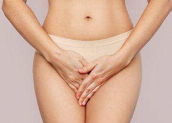Manchas oscuras en la entrepierna: cómo quitarlas
