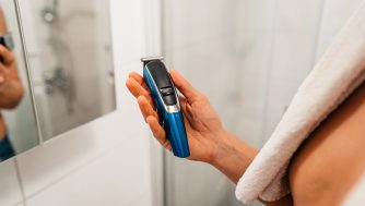 Cómo debes limpiar tu maquinilla eléctrica