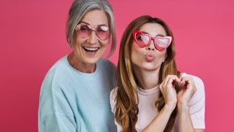 Si quieres tatuarte con tu madre, te dejamos las mejores ideas para inspirarte