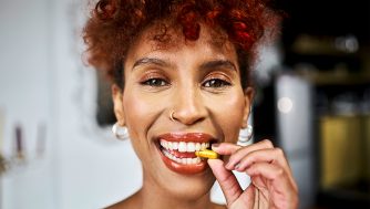 Cómo hacer que tu cuerpo haga más melanina (y de forma natural)