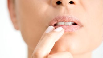 Llagas dentro de la boca: por qué salen y cómo debes curarlas