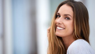 Qué son las mechas halo y por qué son tendencia