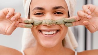 Principios activos exfoliantes: qué son, beneficios y cómo debes usarlos