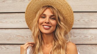 Aunque vayas de festival, no descuides tu piel. Los 8 productos para lograrlo