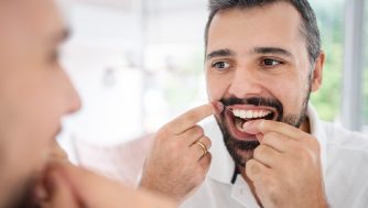 Todo lo que debes saber para cuidar tus encías si tienes gingivitis