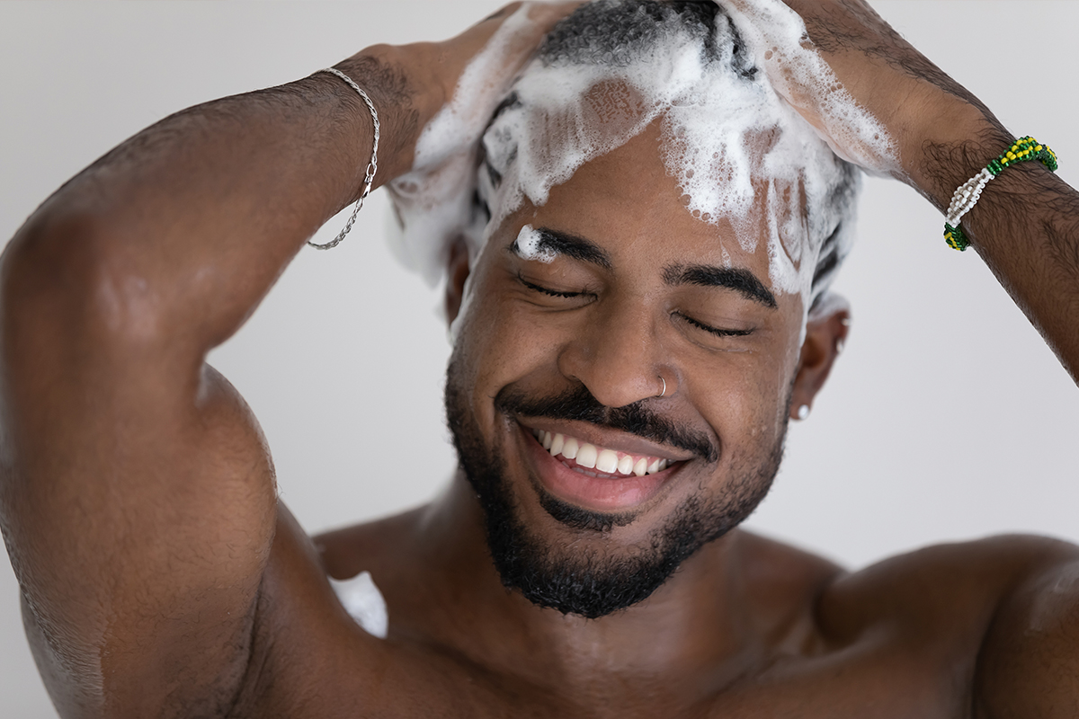 los-6-mejores-champ-s-anticaspa-para-hombres