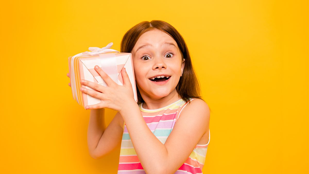 Qué regalarle a un niño para su edad: ideas y consejos a tener en cuenta