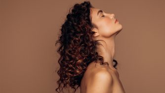 Todo lo que necesita tu cabello: la mejor rutina de otoño