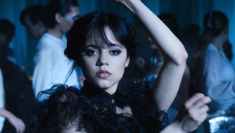 Los 4 mejores maquillajes de la serie Miércoles: fáciles de hacer