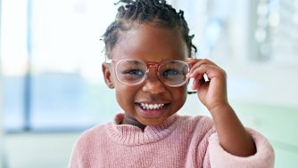 Los 7 peinados más bonitos para niñas con pelo afro