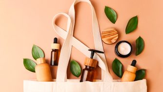 Te contamos cómo puedes saber si una marca de cosmética es de verdad sostenible