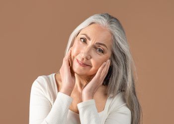 Tenemos los mejores contornos de ojos que usar a los 70.